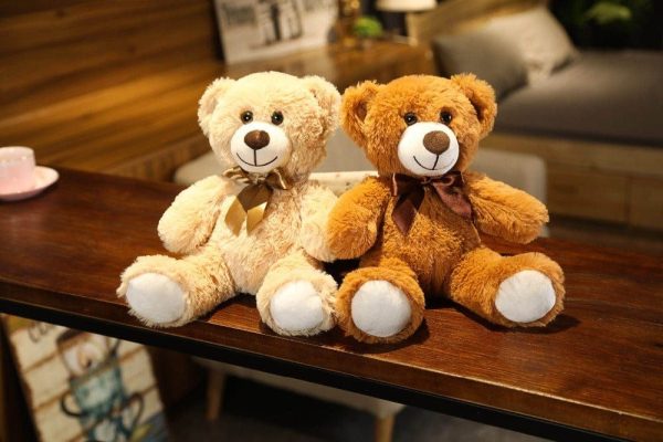 ours en peluche mignon et petit