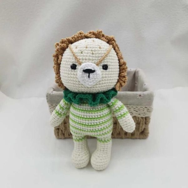 peluche crochet lion mécontent