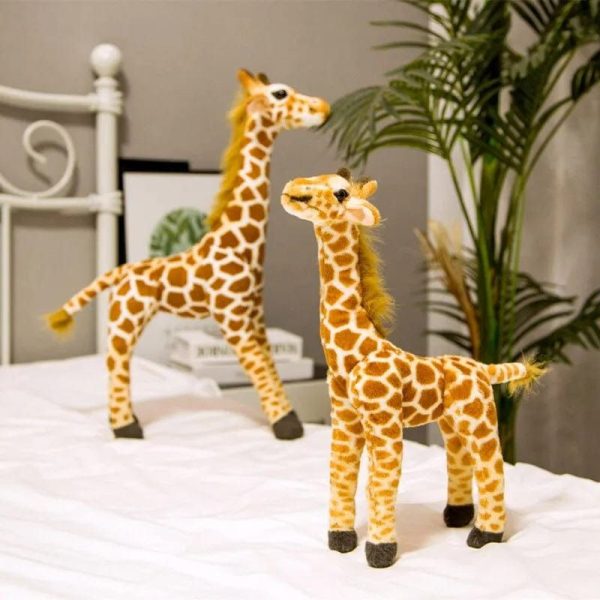 peluche girafe douce et joyeuse