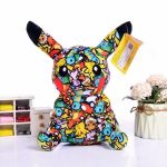 peluche Pikachu artistique pour chambre