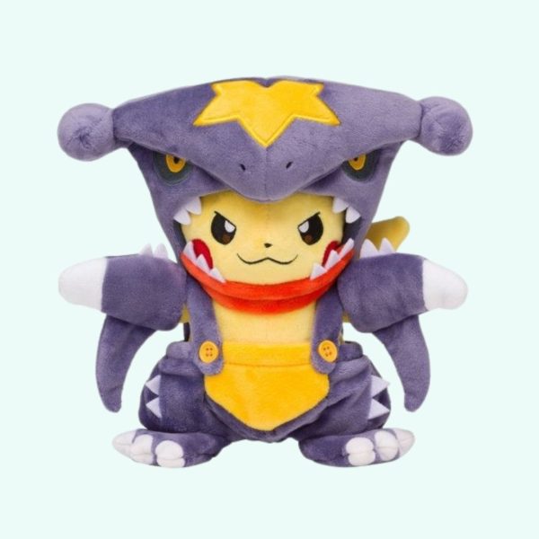 peluche Pikachu déguisé Carchacrok